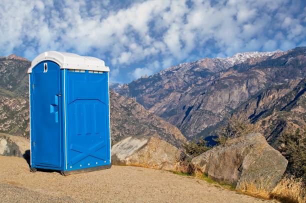 Porta potty delivery and setup in Cochran, GA